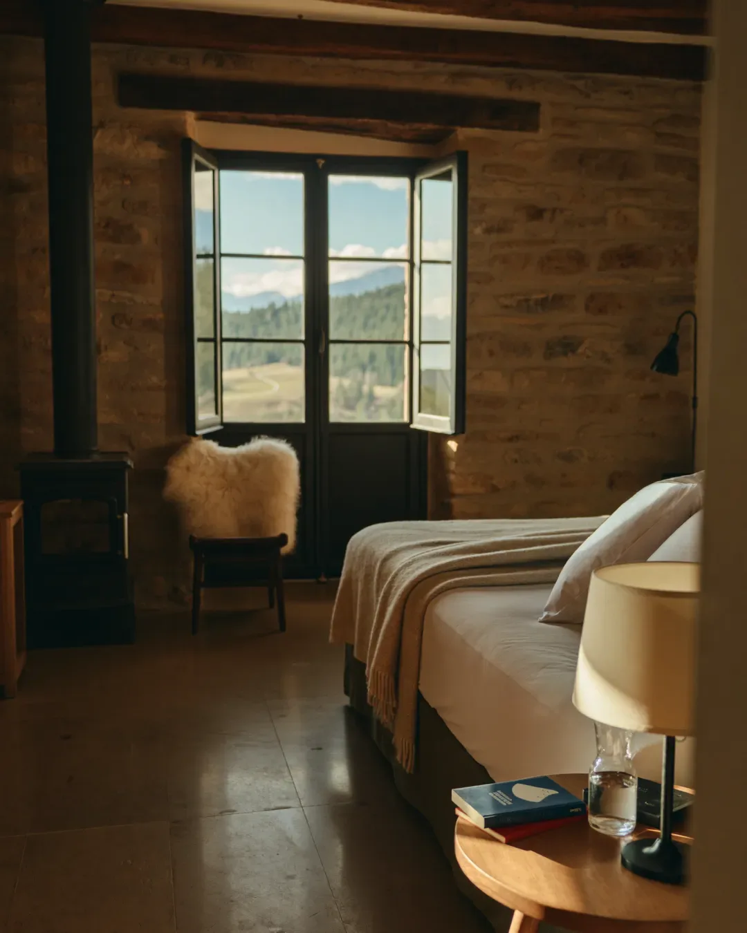Mejor software de gestión hotelera para hostales 2026