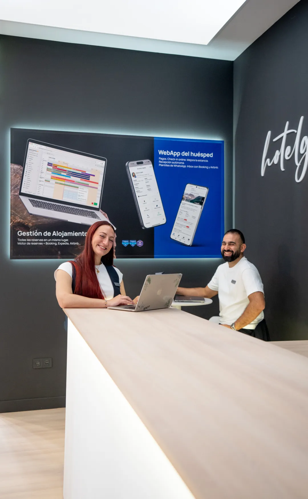 Equipo Hotelgest en el día a día (6)