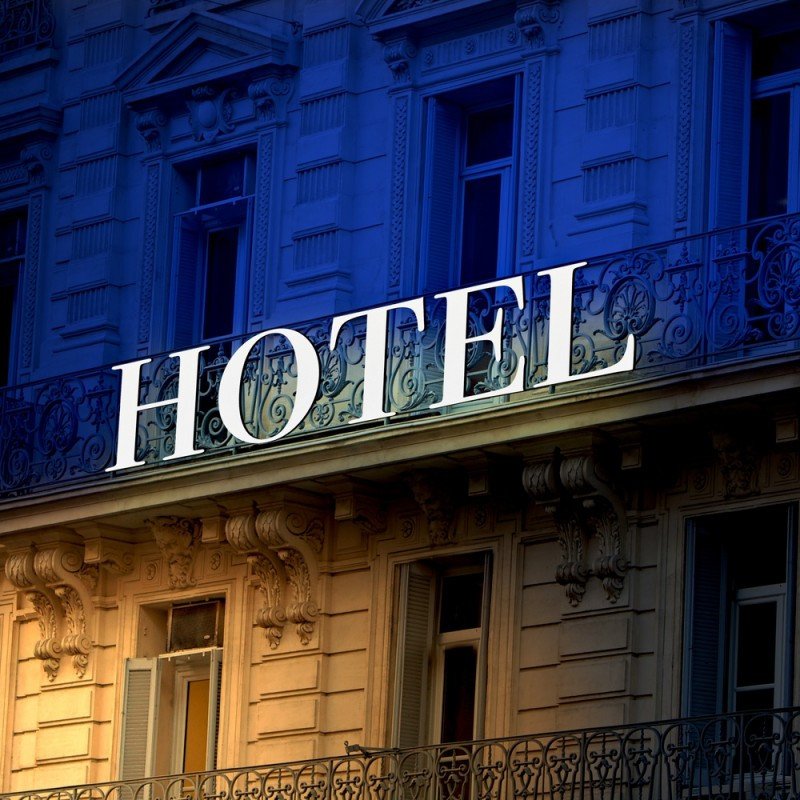 10 golden rules of the perfect hotel website.